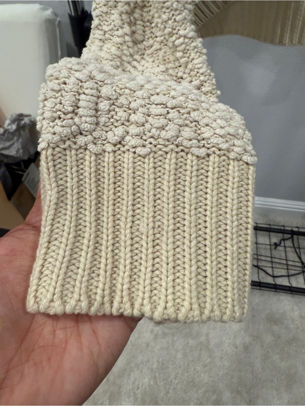 POL Cream Popcorn-Knit Hooded Sweater Oversized Medium Missing string - Picture 8 of 9